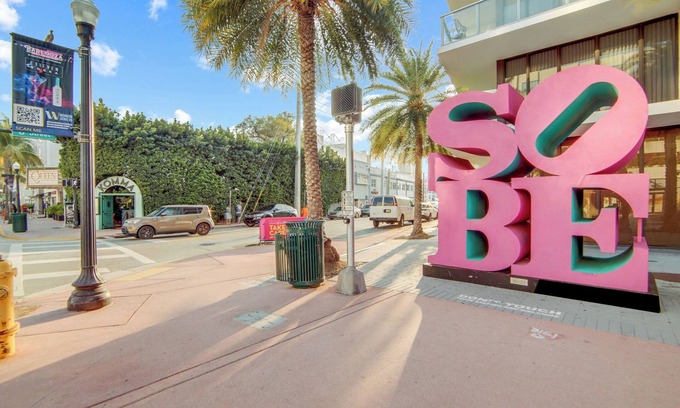 Flamingo/Lummus Apartment | Cozy South Beach 1BR Apt Near Beach and Ocean Drive