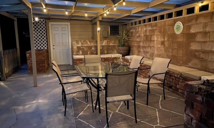 Salinas House | Cozy South Salinas Casita