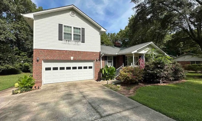 Taylors Apartment | Cozy Studio Apartment Getaway!