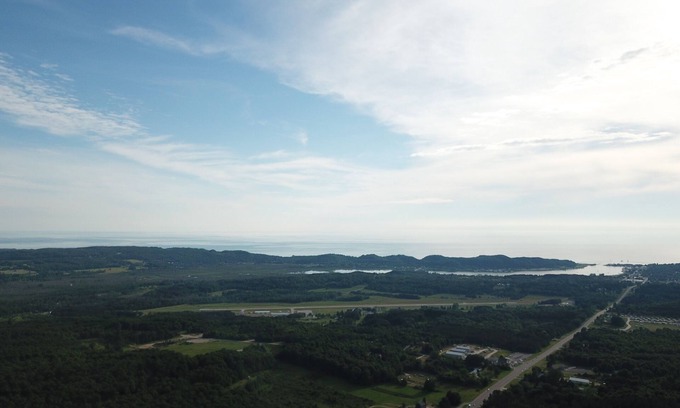 Frankfort Apartment | Cozy studio cabin close to Lake Michigan.