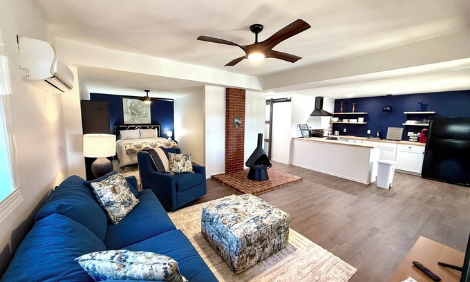 Morganton Apartment | Cozy studio in beautiful Morganton with AC, WiFi and outdoor space