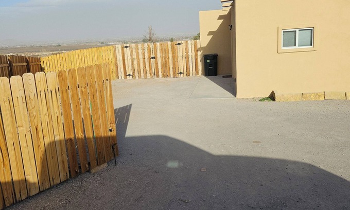 Las Cruces Apartment | Cozy studio in fabulous Las Cruces with WiFi, AC