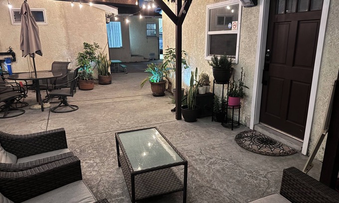 South Gate Apartment | Cozy Studio in South Gate