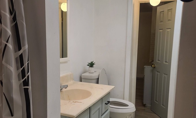 Norcross Apartment | Cozy studio with WiFi and AC in nice Norcross