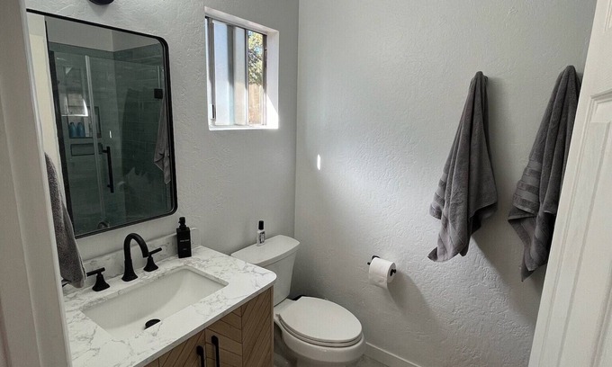 Bijou Park House | Cozy Tahoe Retreat