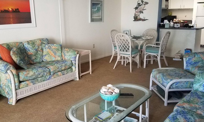 Apollo Beach House | Cozy townhouse near Tampa Bay