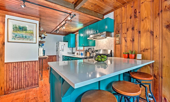 Wilmington Cabin | Cozy Treetop Hideaway Near Harriman Reservoir!