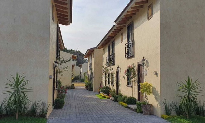 Yautepec House | COZY TUSCAN STYLE HOUSE ON YAUTEPEC