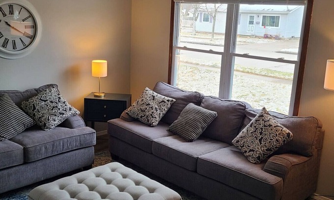 Appleton Apartment | Cozy with Thoughtful Design