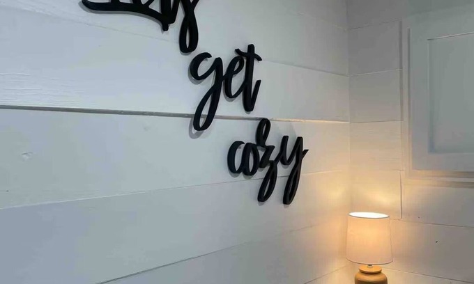 Crane Hill Cabin | Crane Hollow~A Delightful, Cozy Smith Lake Retreat