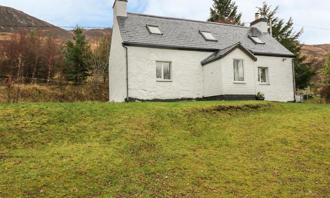 Sallachy House | Creag Mhor Cottage