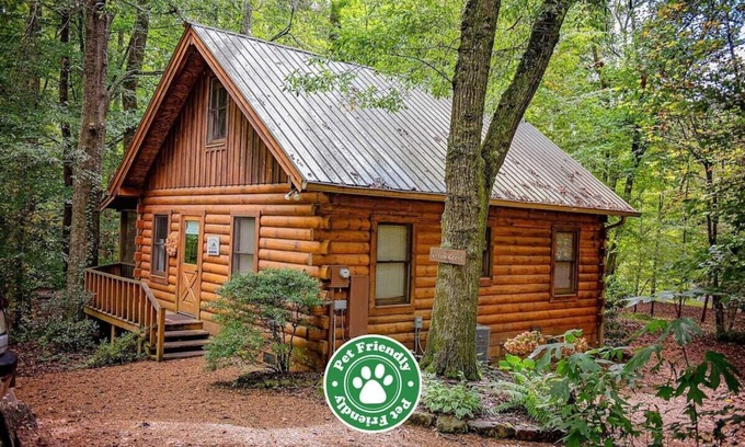 Benton Apartment | Creek Crest Cabin | Ocoee Riverside Cabin