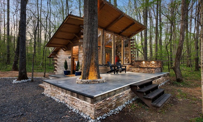 Florence Cabin | Creekside Cabin