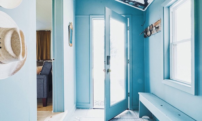 Sheridan House | Creekside Cottage in Bighorn WY