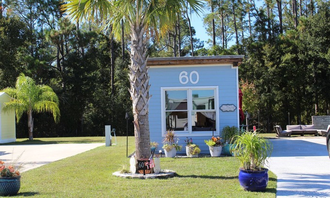 Foley House | Creekside RV Resort Lot for rent in Foley, AL + furnished pavilion.