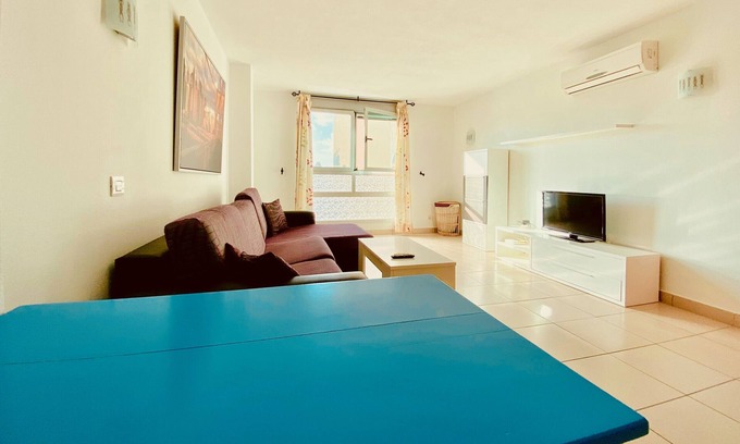 El Tablero Apartment | Crisp Modern House in Maspalomas