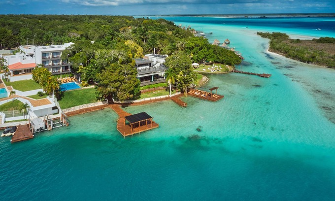 Chetumal Hotel | Cristalino Lagoon Front Hotel Restaurant & SPA