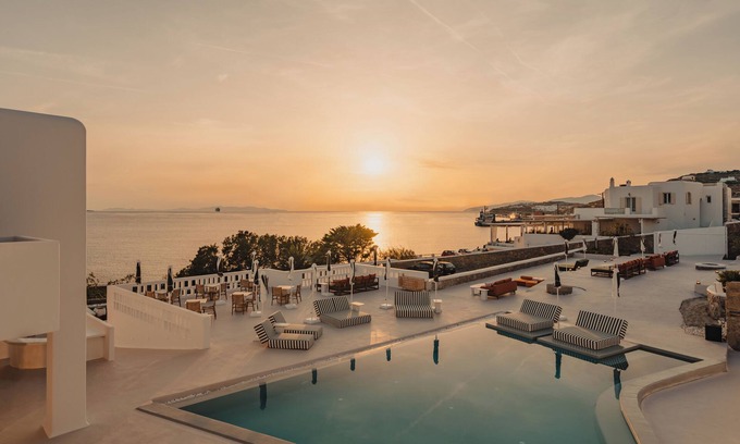 Tourlos Hotel | Croco Mykonos