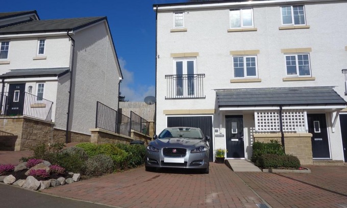 Newland Near Ulverston House | Crow's Nest