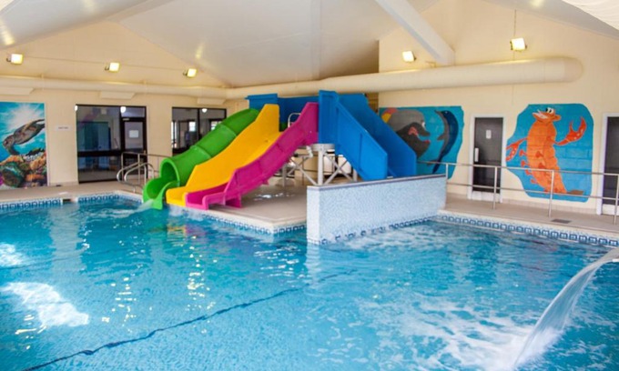 Muston Resort | Crows Nest Caravan Park