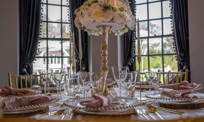 Rodhuish Hotel | Croydon Hall