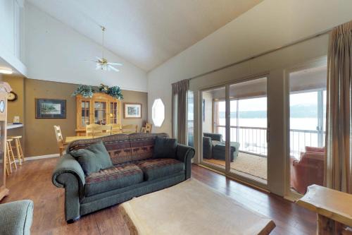 McCall Apartment | Crystal Beach