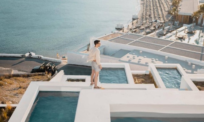 Ornos Hotel | CUBIC Mykonos Seafront Design Suites