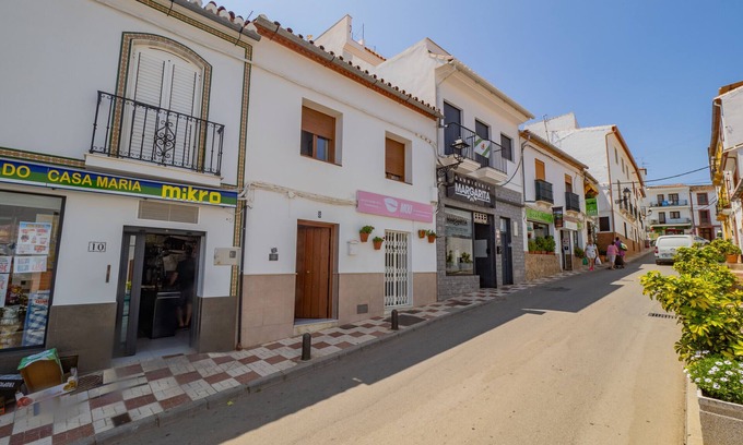Ardales Apartment | Cubo's El Rincon del Caminito del Rey Apartment/urban/free wifi/near Caminito del Rey