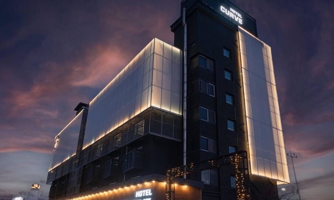 Songman Hotel | CURVE HOTEL IKSAN