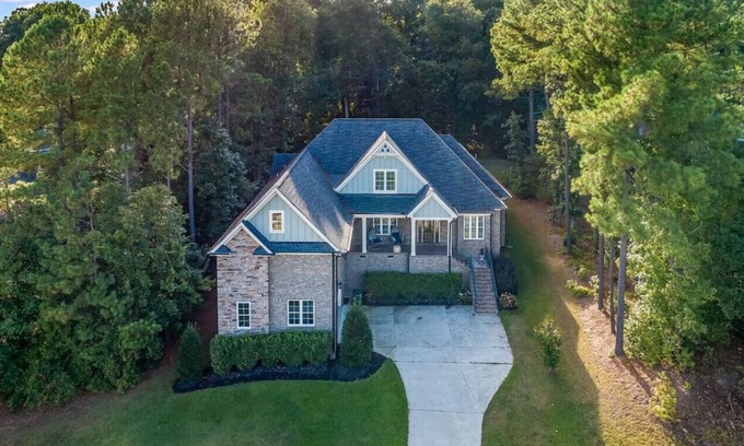 Garner House | Custom 4 Bedroom Home in Stunning Subdivison