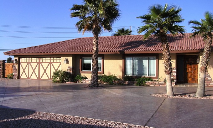 Las Vegas House | Custom Ranch Not A Track Home 1/2 Acre Lot 1/2 Mile from the Strip