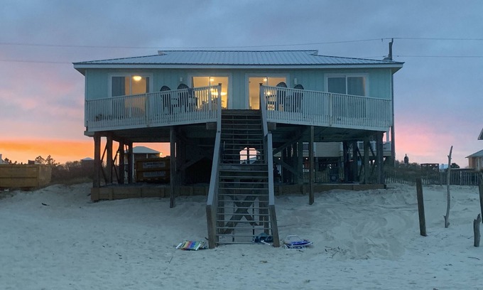 Surf Side Shores House | Cute Bungalow w/small pool!nAbsolutely Beach Front!