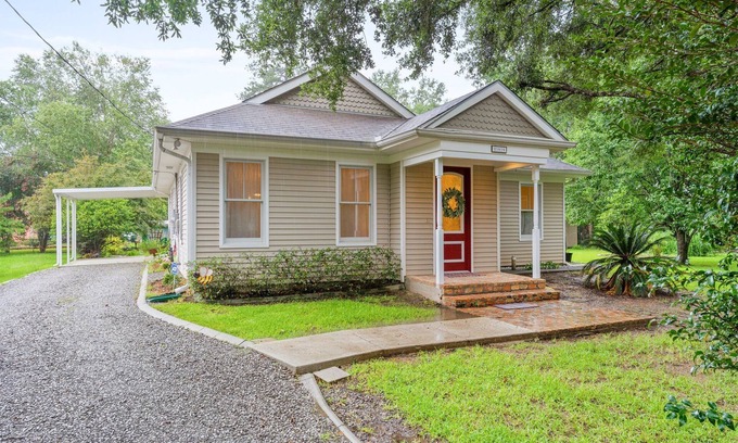 Abita Springs House | Cute home in Historic Abita Springs with tons of privacy.
