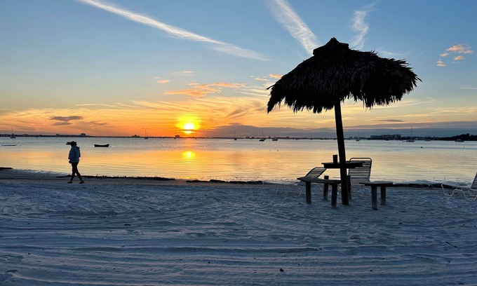 Bayview Condo | Cute St Pete Condo near Gulfport