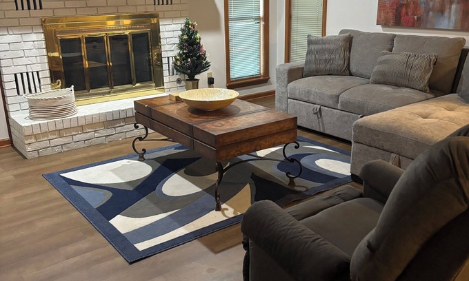 Benton House | Cute two bedroom/two bath home heart of Benton.