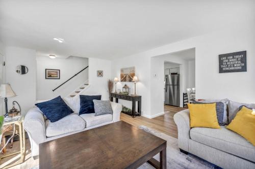 Cuyahoga Falls House | Cuyahoga Falls Retreat