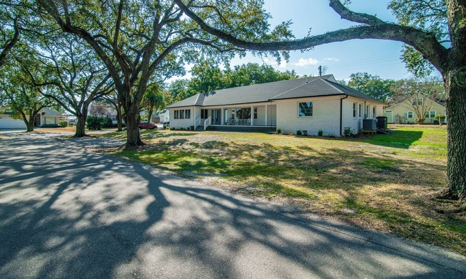 Georgetown House | Cypress Chaos, beautiful home with incredible marsh views in Willowbank
