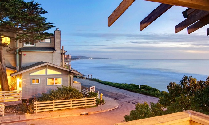 El Granada Hotel | Cypress Inn On Miramar Beach