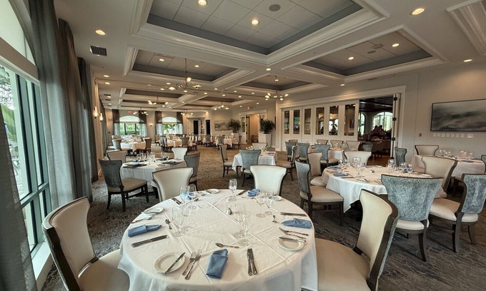 Naples Condo | CYPRESS WOODS COUNTRY CLUB/FULLY-TRANSFERRABLE BUNDLED GOLF UNIT