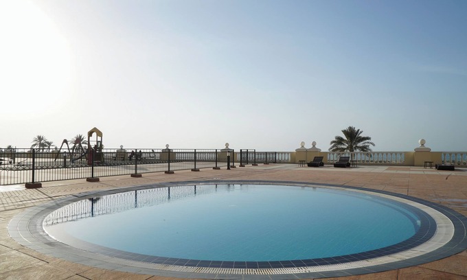 Al Hamra Village Apartment | Czechin - Royal Breeze 2
