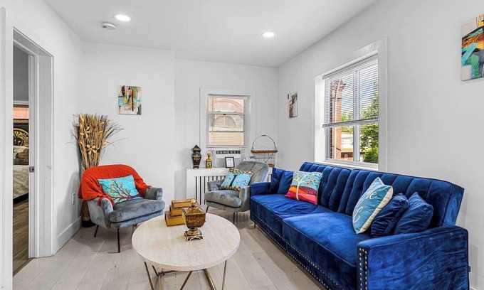 Delair Apartment | D-2 FREE Parking Sunny View-2nd Flr