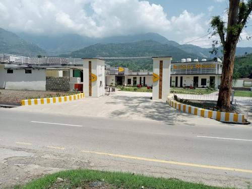 Khyber Pakhtunkhwa Hotel | D-Cozy Resorts