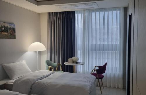 Seongnae-dong Apartment | Daegu Star B&B DSR Hotel lily