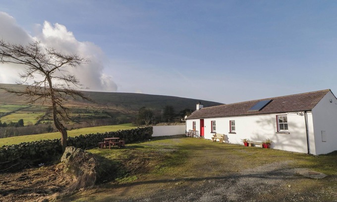 Newry Cottage | DAN WHITE'S COTTAGE, pet friendly, with open fire in Rostrevor
