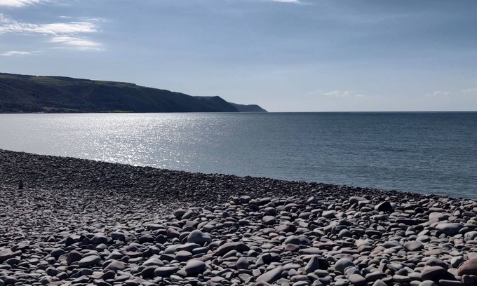 Bossington Bed & Breakfast | Danesbrook B&B ensuite, king, sea view room