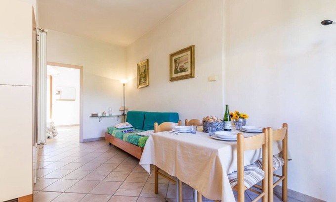 Ronchi Apartment | Daniela 4 100m From Sea, Marina di Massa, Italy