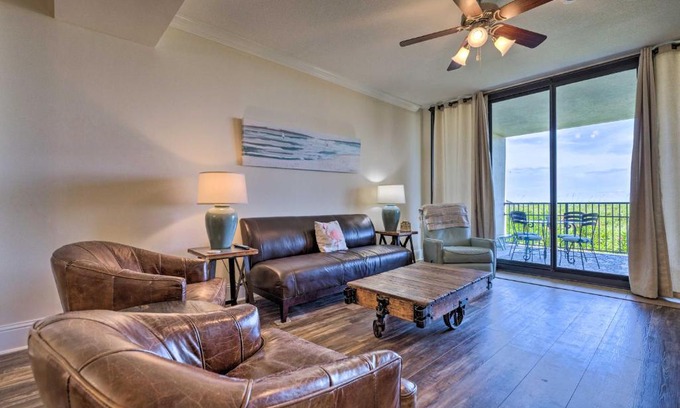 Dauphin Island Apartment | Dauphin Island Condo with Pool, Balcony and Ocean View