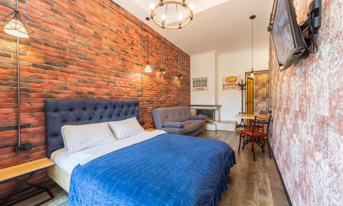 Khreshchatyy Yar Apartment | DayFlat Apartments Maidan Area