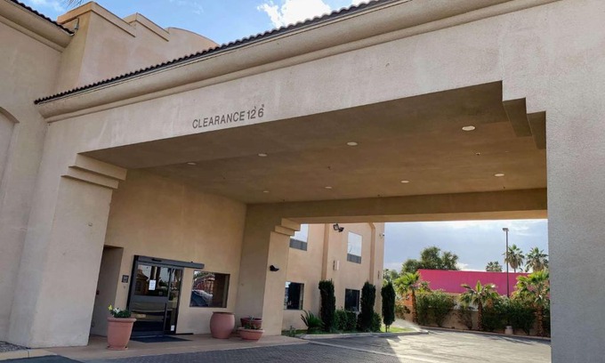 Blythe Hotel | Days Inn by Wyndham Blythe