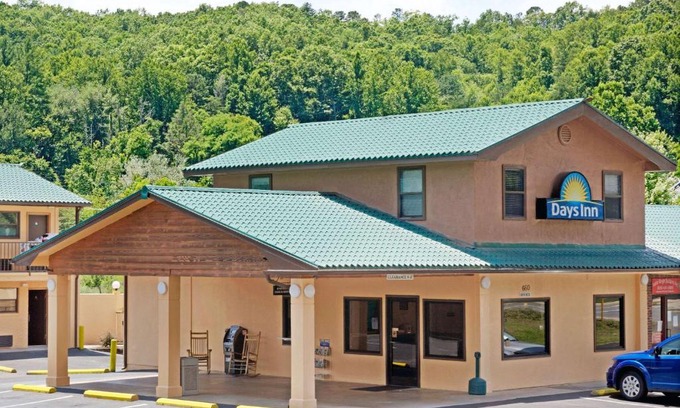Cherokee Hotel | Days Inn by Wyndham Cherokee Near Casino
